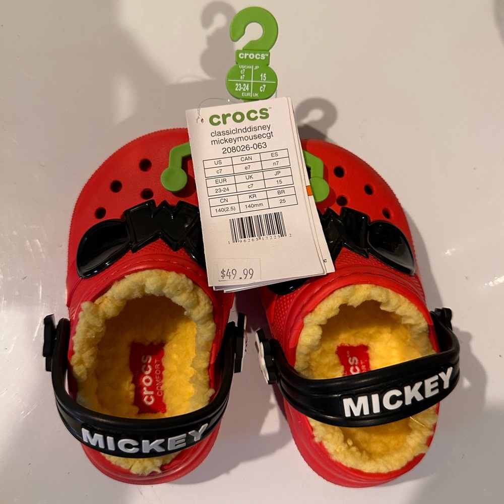 Mickey Mouse Crocs NWT - Perfect for Winter
